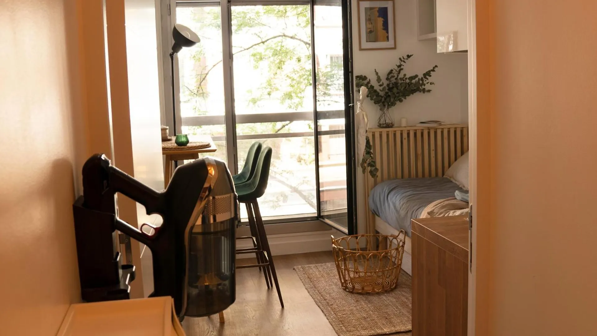 Appartement Cosy A Deux Pas De La Cite Universitaire, Acces Direct Rer B Depuis L'Aeroport, Animaux Acceptes Paris Lejlighed