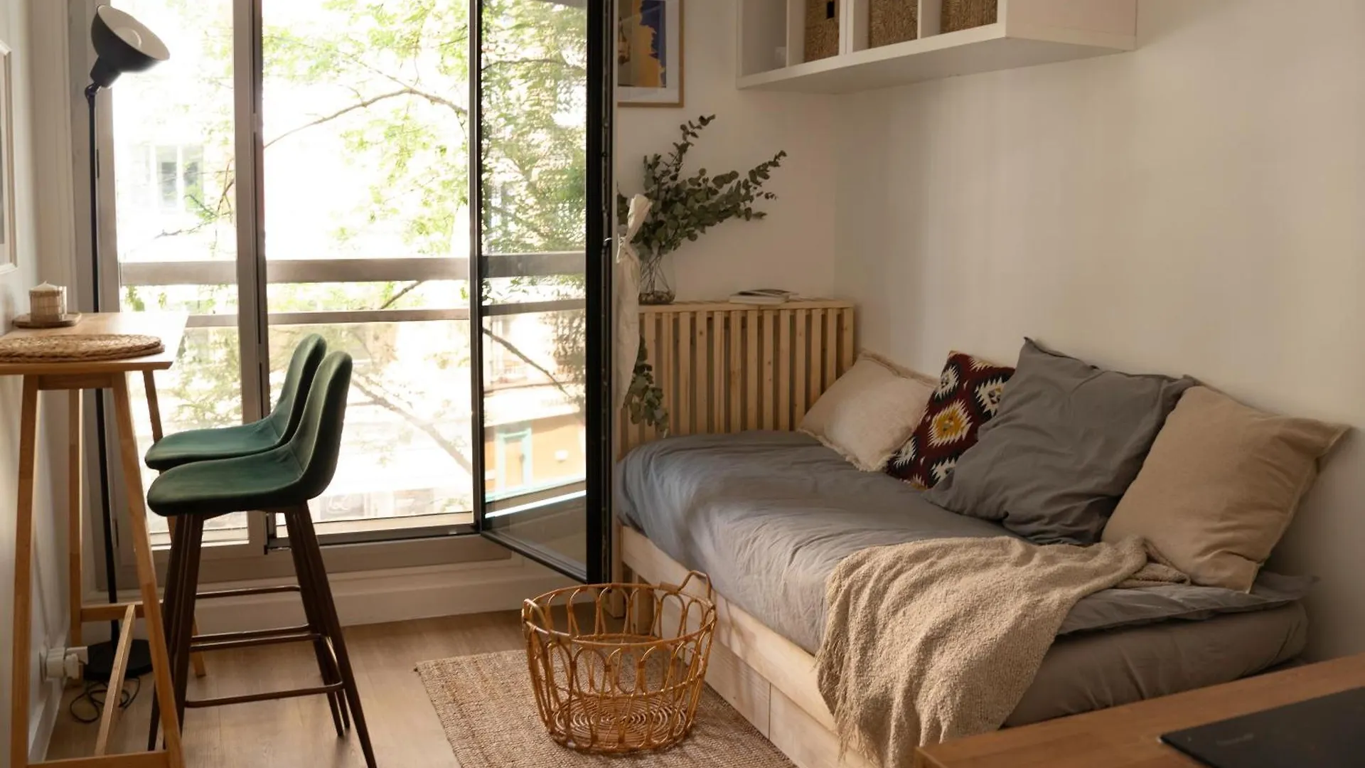 Appartement Cosy A Deux Pas De La Cite Universitaire, Acces Direct Rer B Depuis L'Aeroport, Animaux Acceptes Paris